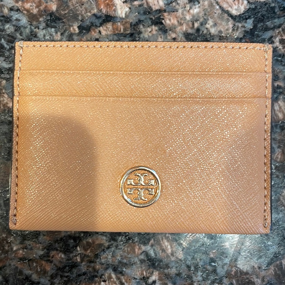 Tory Burch Robinson Card Case in Cardamom